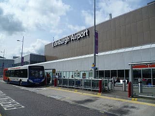 320Px Edinburgh Airport Terminal (1)