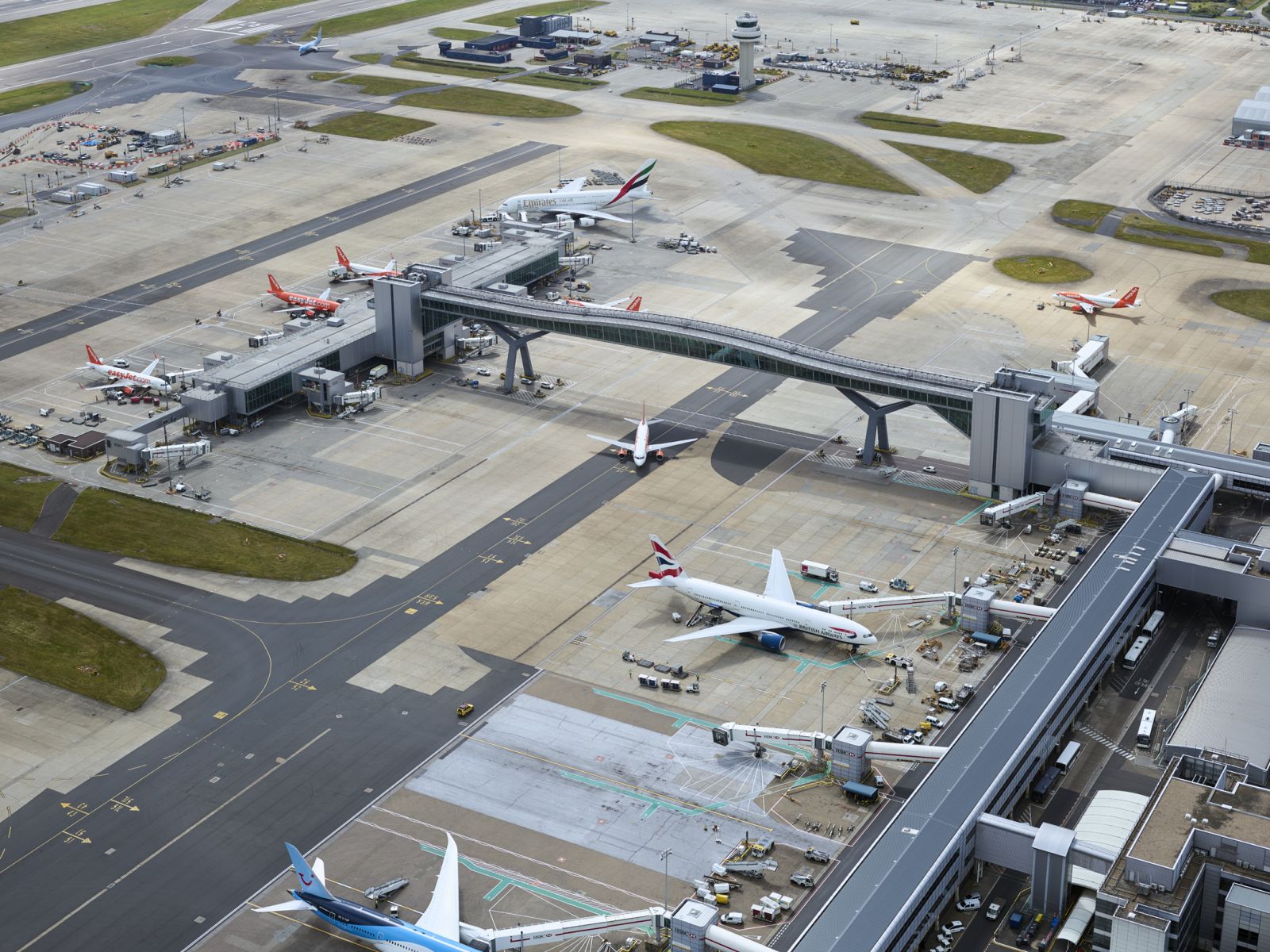 Gatwick Aerial View1